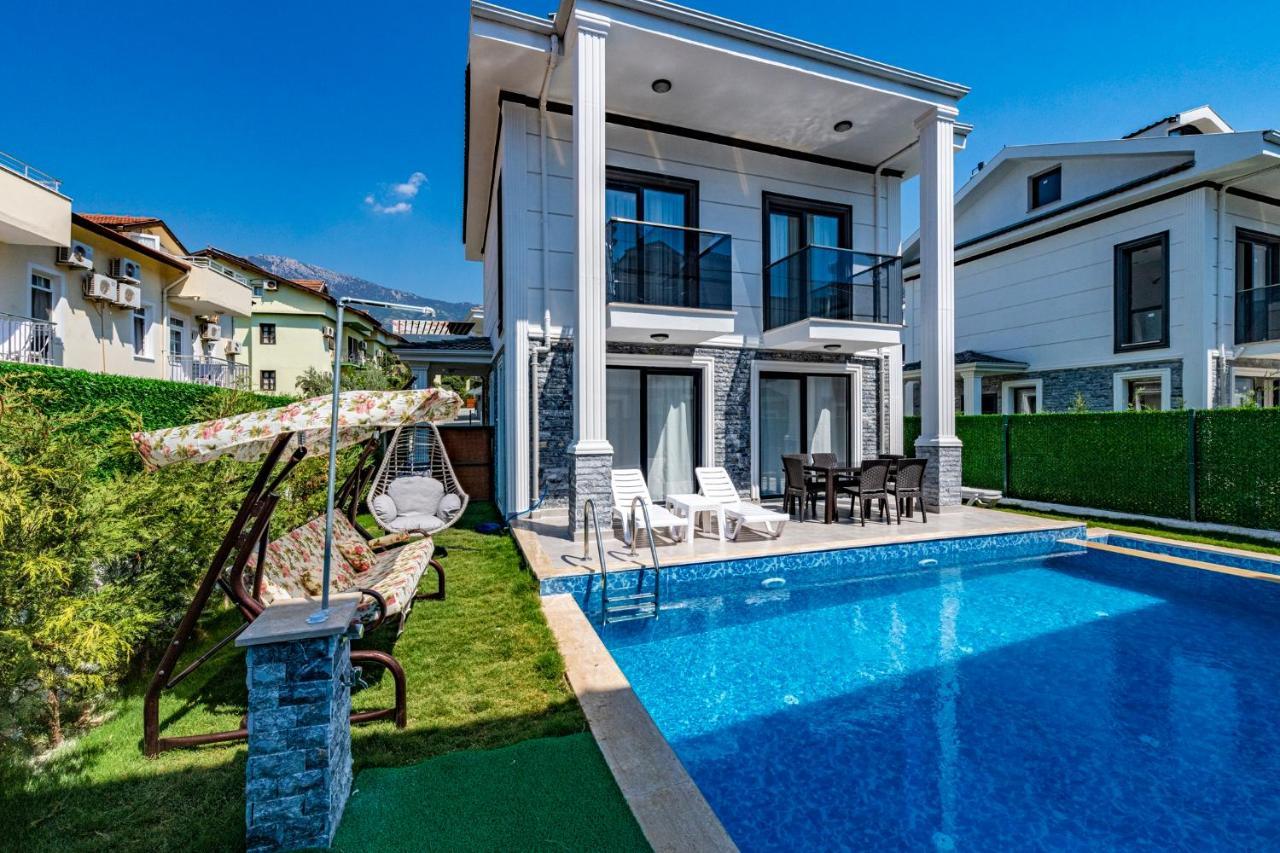 Salkim- 4 Bedroom Holiday Villa In Oludeniz Fethiye Exterior foto